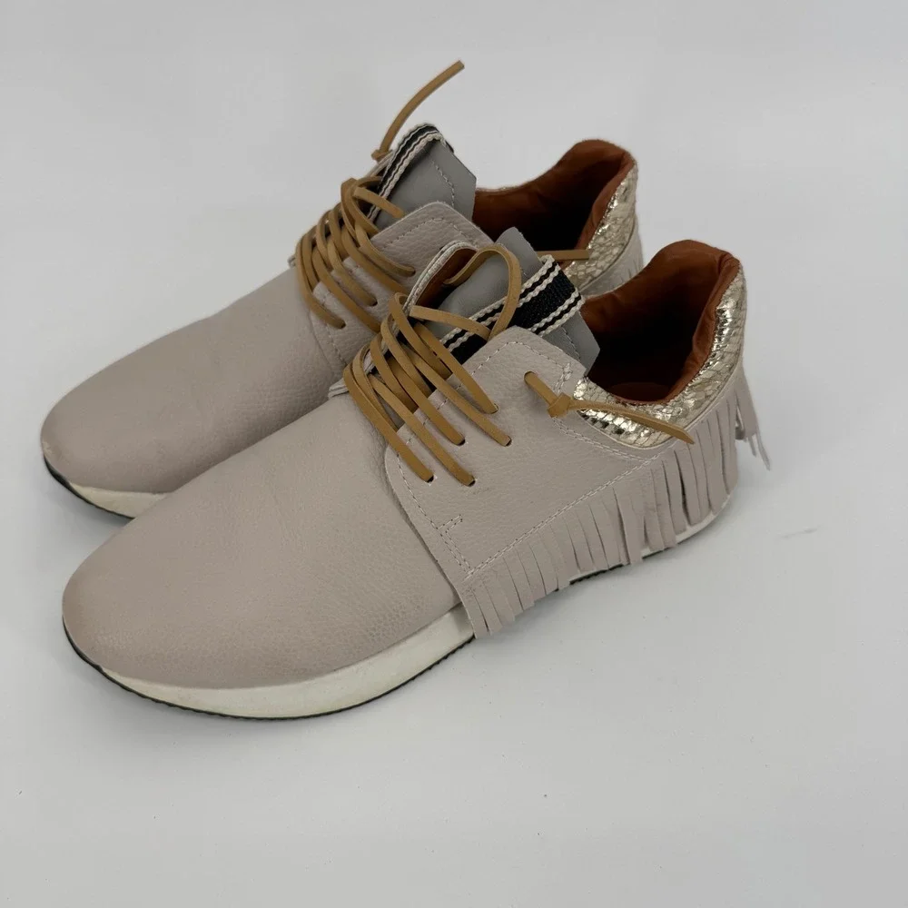 Shu Shop Pepa Sneakers Womens‎ 10 Tan Good Fringe Gold Metallic Snakeskin Boho